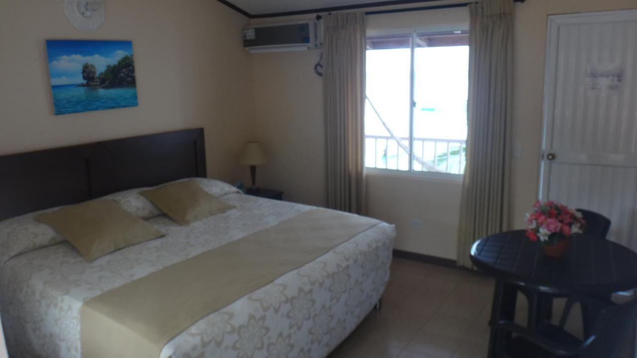 Hotel Posada Del Mar Fresh Water Bay Экстерьер фото